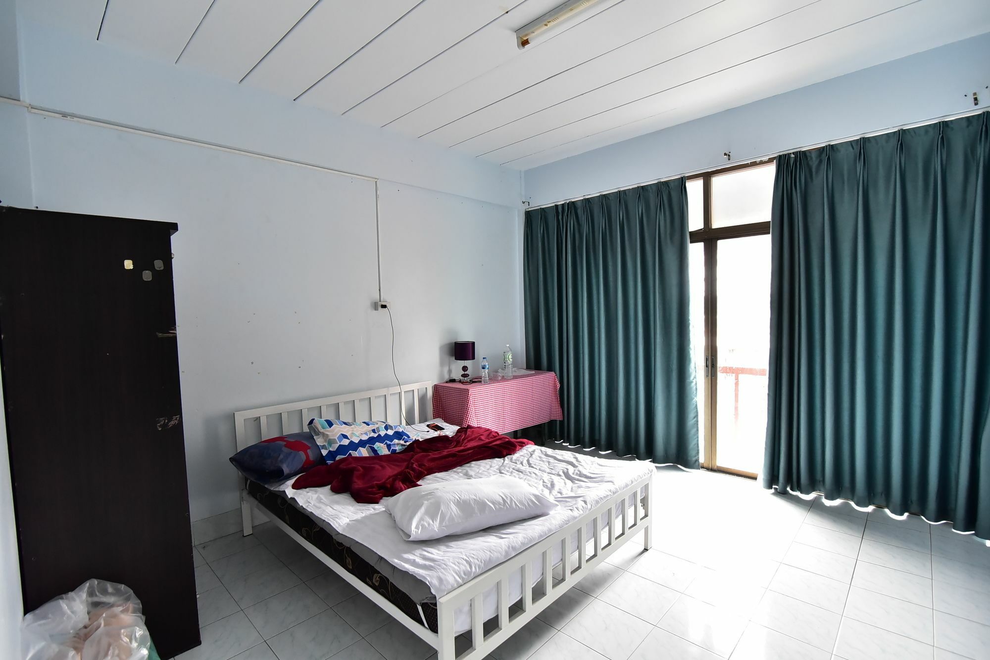 Shady'S Hostel Pattaya Exterior photo